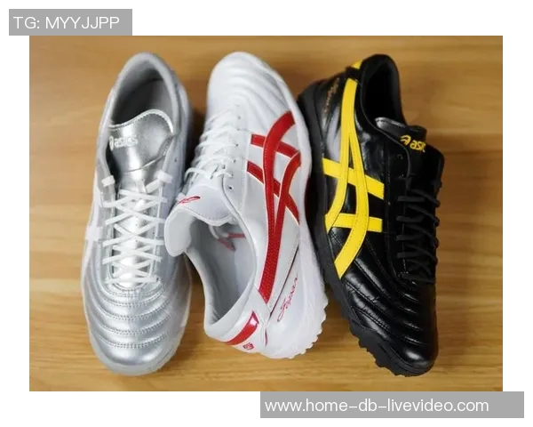 足球鞋清洗技巧大揭秘让你的运动装备焕然一新保持最佳状态